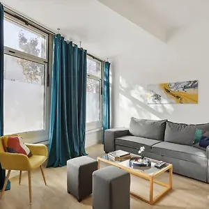 Appartement Cosy Renovated Studio In Heart Of Xvieme, Paris